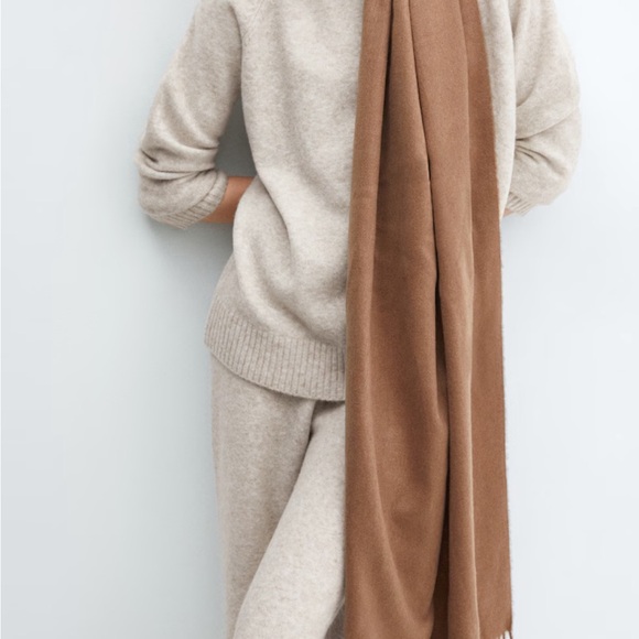 MANGO - Picture 6 of 6